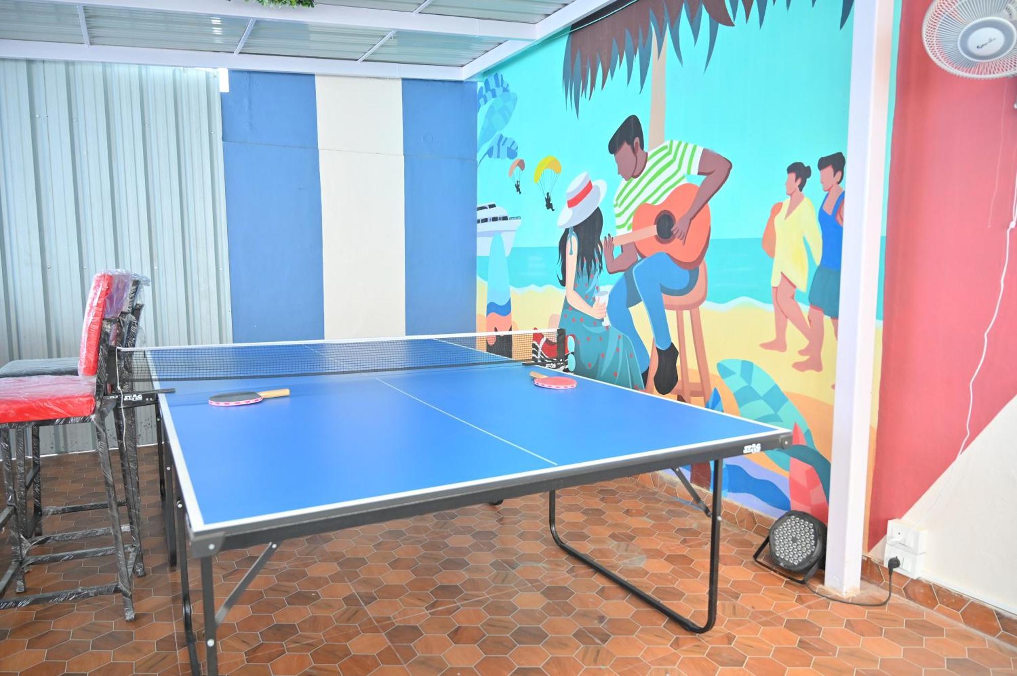 ホテル Hyderabad Wanderers Cave エクステリア 写真